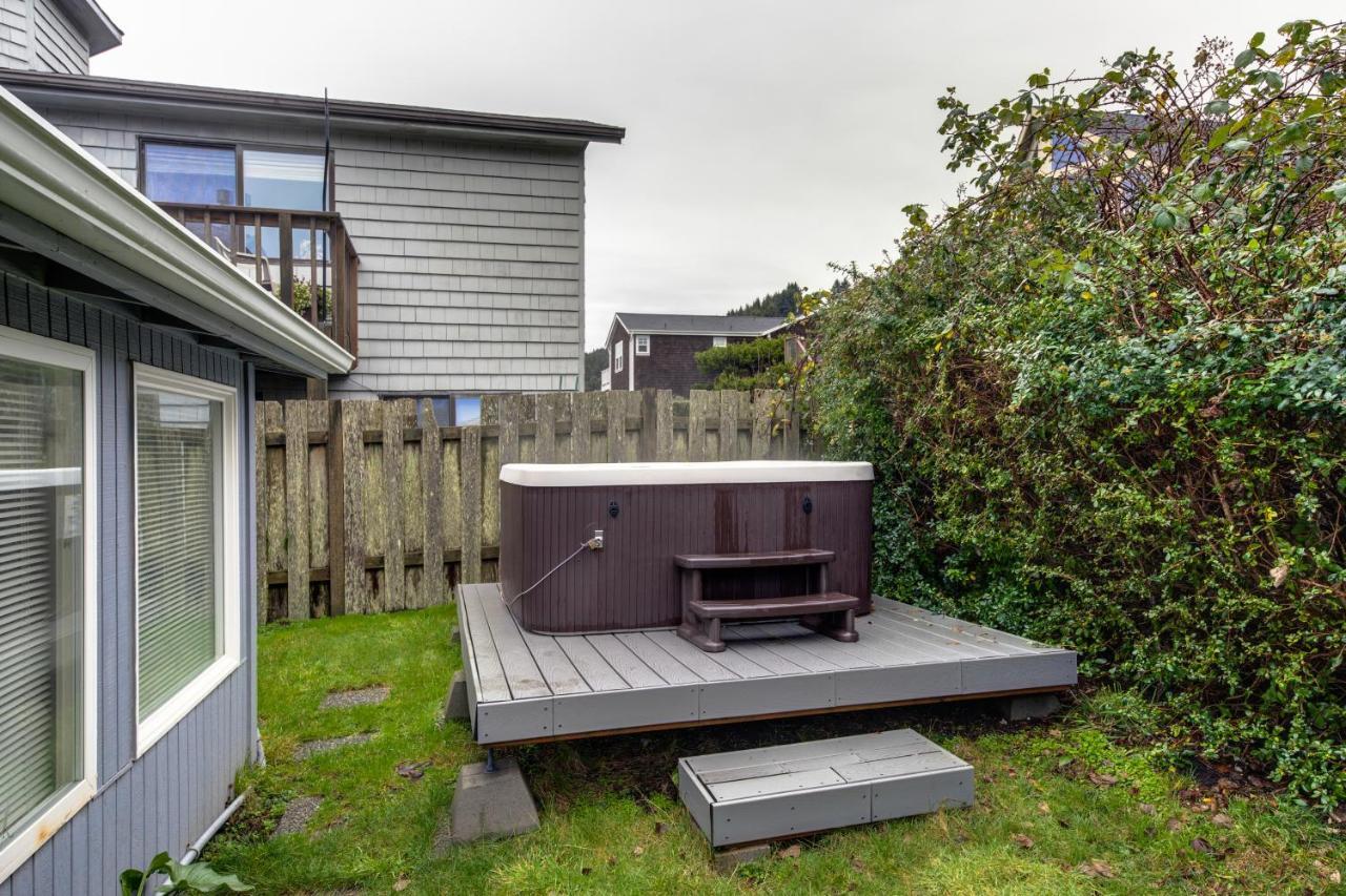 Villa Sea Breeze à Lincoln City Extérieur photo